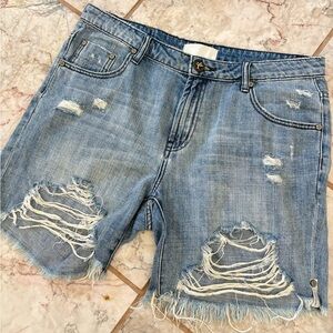 One Teaspoon Stevie’s Jean Shorts Distressed 28